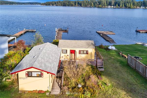 2700 E Mason Lake DR W, Grapeview, WA 98546