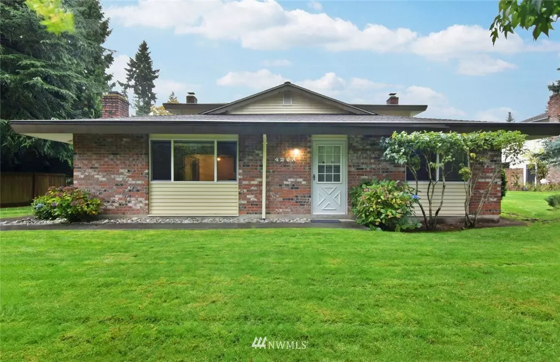 Bothell, WA 98021,426 213th PL SW #20A