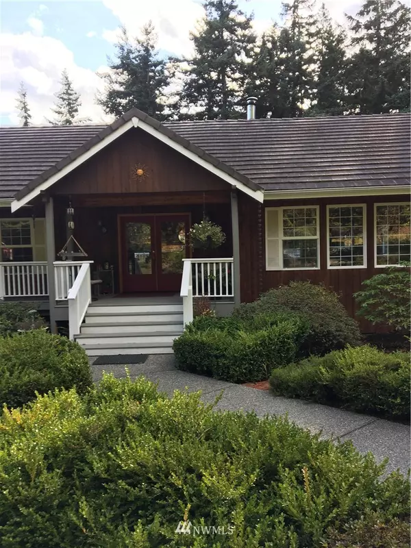 156 S Sunrise BLVD, Camano Island, WA 98282