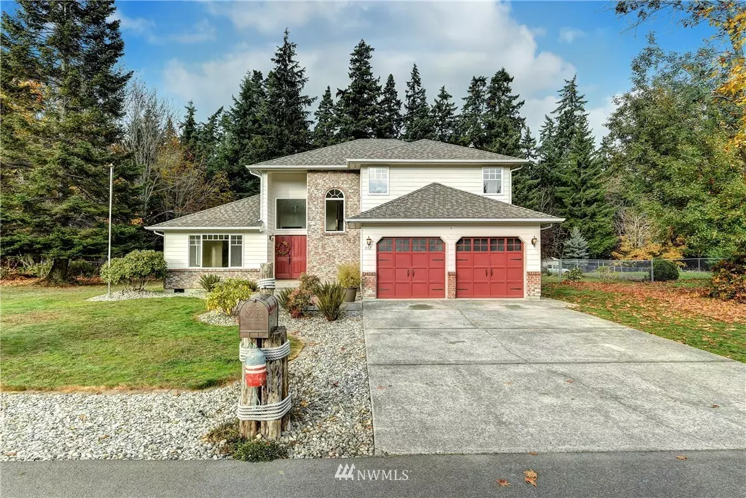 Camano Island, WA 98282,992 Marshall DR