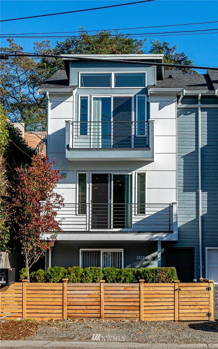 12224 Greenwood AVE N #B, Seattle, WA 98133