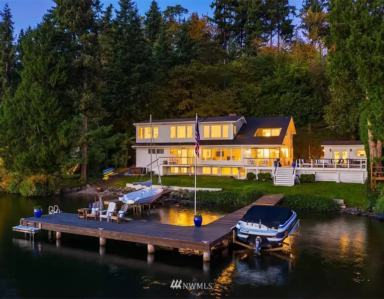 8097 W Mercer WAY, Mercer Island, WA 98040