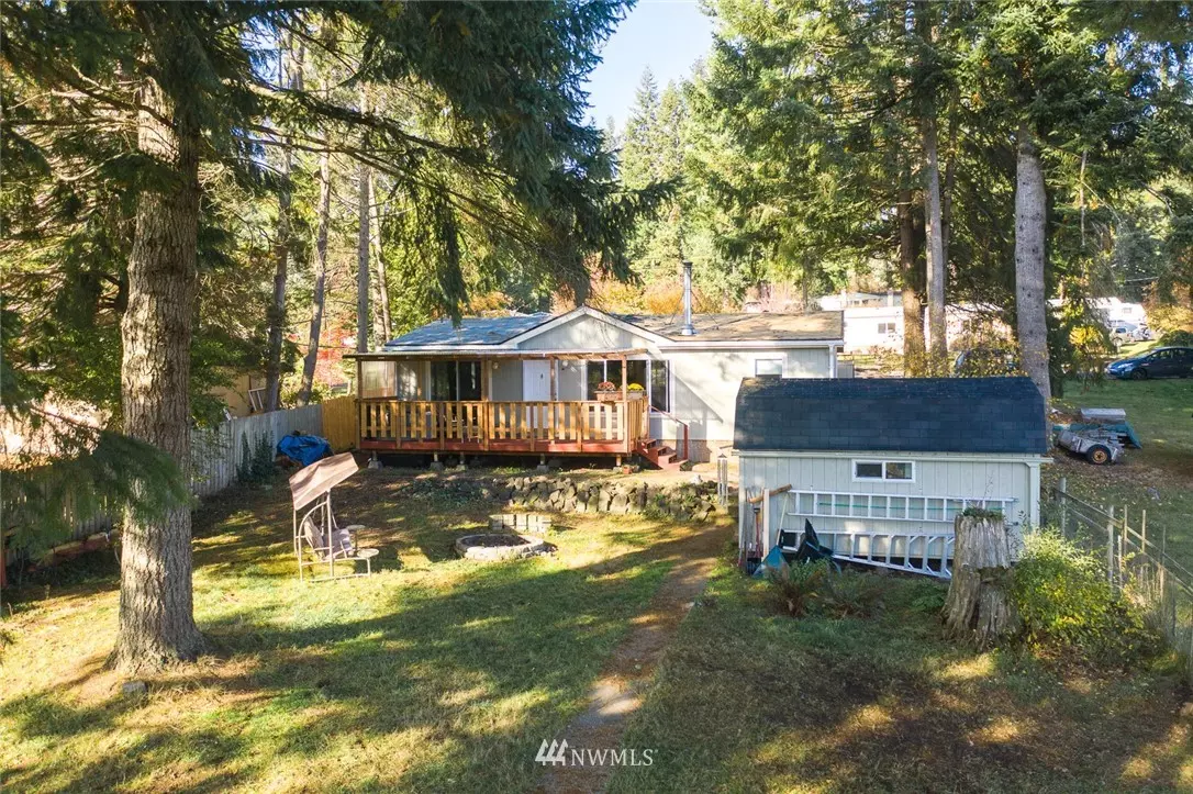 Tenino, WA 98589,14822 Cedarwood DR SE