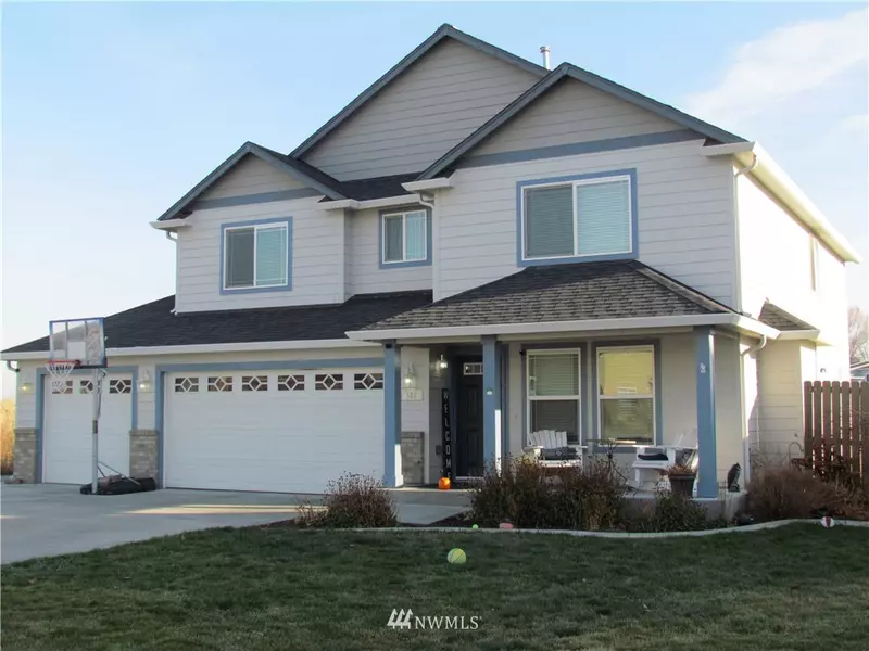 552 S Glenmoor DR, Moses Lake, WA 98837