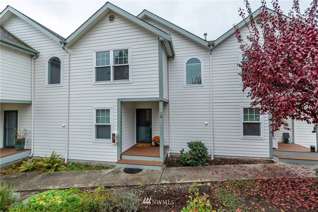 730 SW 19th CT #B-2, Oak Harbor, WA 98277