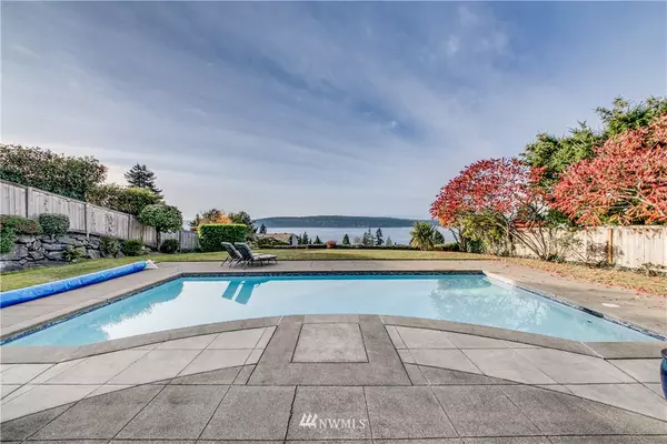 4502 Sunset Beach RD W, University Place, WA 98466