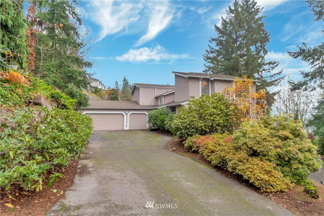 Bellevue, WA 98008,18516 NE 15th PL