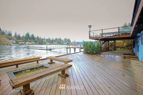 Gig Harbor, WA 98335,9614 Kopachuck DR NW