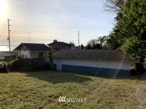 Hoquiam, WA 98550,353 Beacon Hill DR