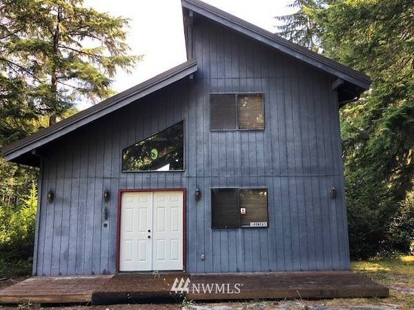 471 N Beacon Point LOOP N, Lilliwaup, WA 98555