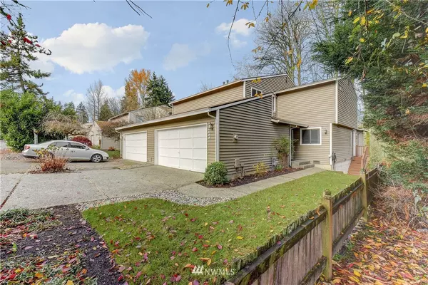 13408 NE 138th PL, Kirkland, WA 98034