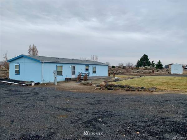 10475 Kory LN NE, Moses Lake, WA 98837