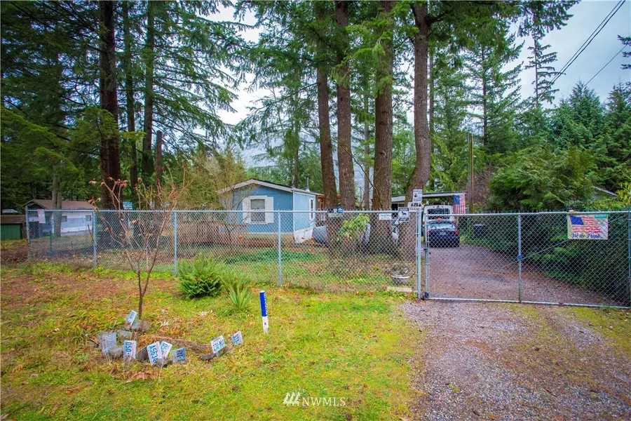 6254 Bellwood DR, Maple Falls, WA 98266