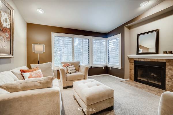 1318 Bellevue Way NE #2, Bellevue, WA 98004