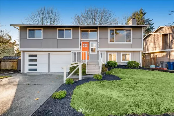 8109 NE 142nd St, Kirkland, WA 98034