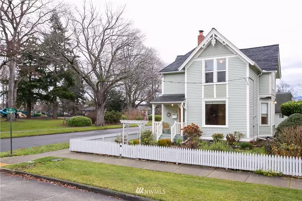 2124 Park ST, Bellingham, WA 98225