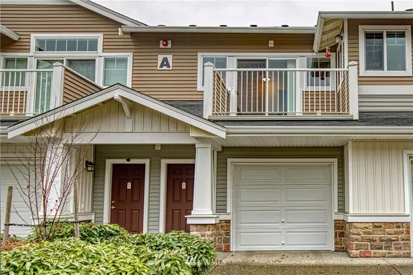 3951 S 211th PL #A5, Seatac, WA 98198