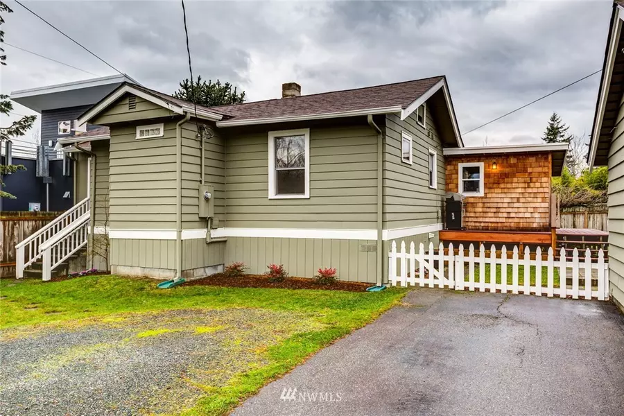 2809 Racine ST, Bellingham, WA 98226