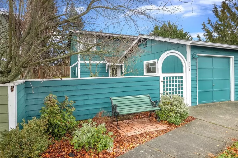 148 NE Union ST, Poulsbo, WA 98370