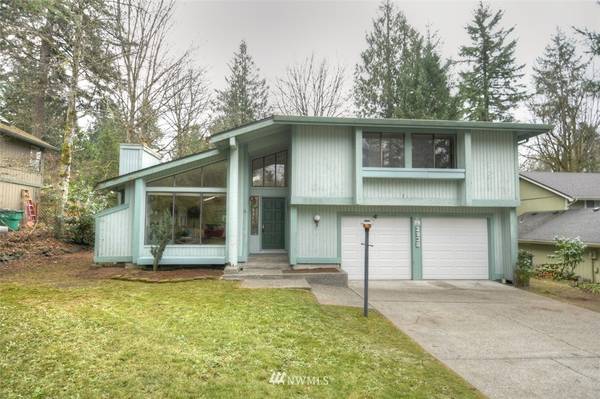 2938 Langridge LOOP NW, Olympia, WA 98502