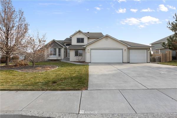 1746 Kapalua AVE, Richland, WA 99352