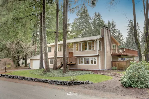 18815 NE 168 ST, Woodinville, WA 98072