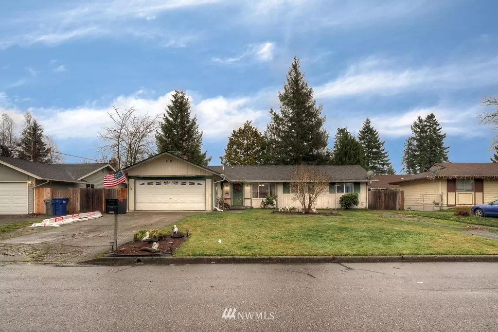 Enumclaw, WA 98022,1851 McKinley ST