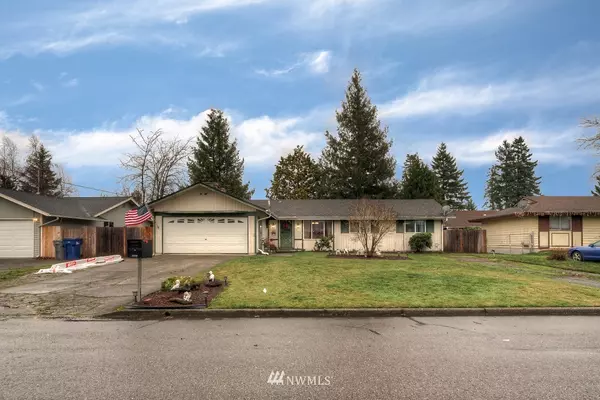 1851 McKinley ST, Enumclaw, WA 98022