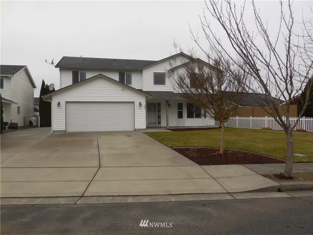 Kelso, WA 98626,208 Blue Jay CT