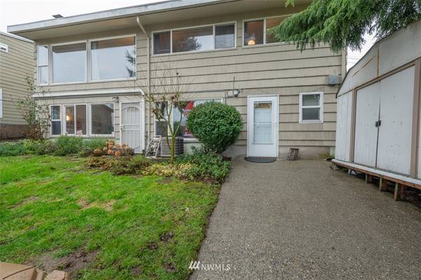 5937 23rd AVE S, Seattle, WA 98108