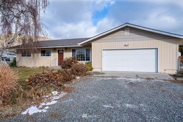 201 Butte RD, Chelan, WA 98816