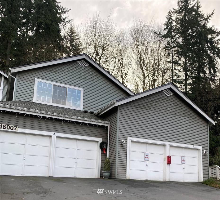 15929 67th PL NE #1, Kenmore, WA 98028