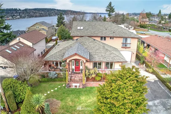 814 N 32nd ST, Renton, WA 98056