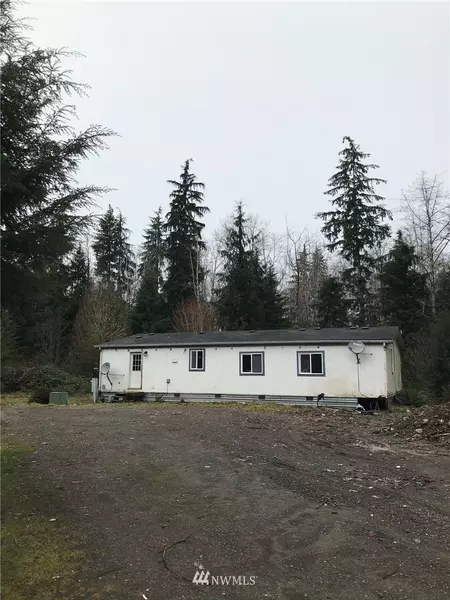 185 Elk Corner RD, Forks, WA 98331