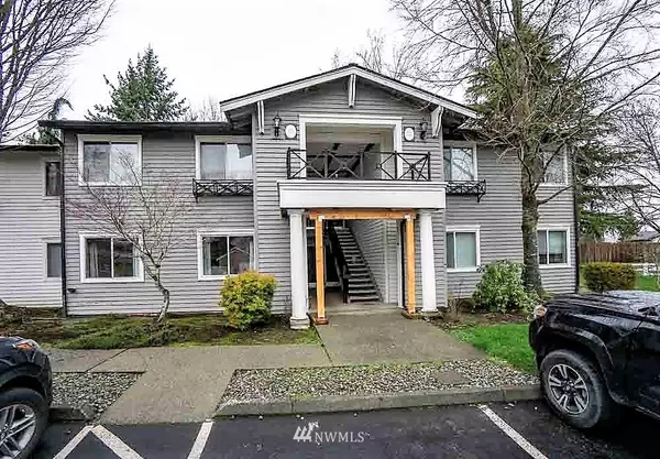 15415 35th AVE W #J103, Lynnwood, WA 98087