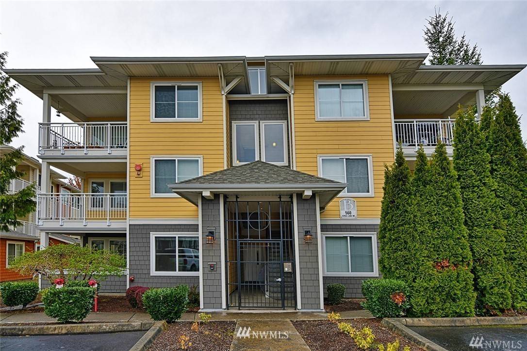 560 225th LN NE #B203, Sammamish, WA 98074
