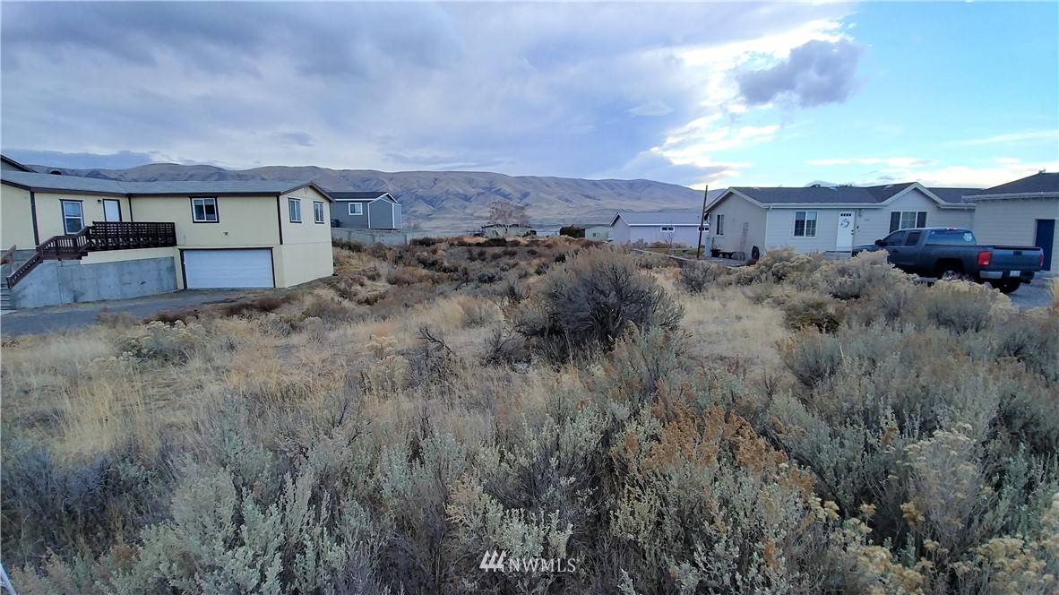 422 Edgewater WAY SW, Mattawa, WA 99349