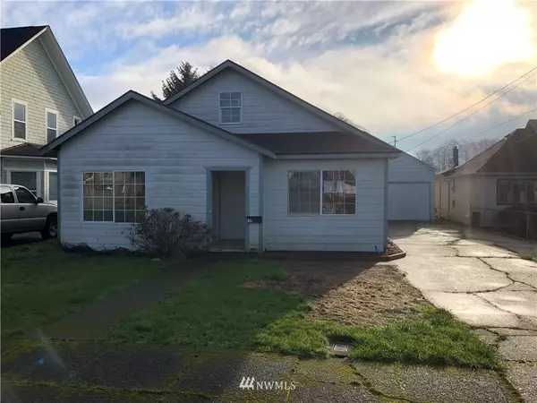 Hoquiam, WA 98550,817 5th ST