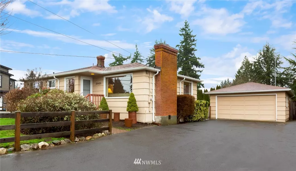 23425 84th AVE W, Edmonds, WA 98026