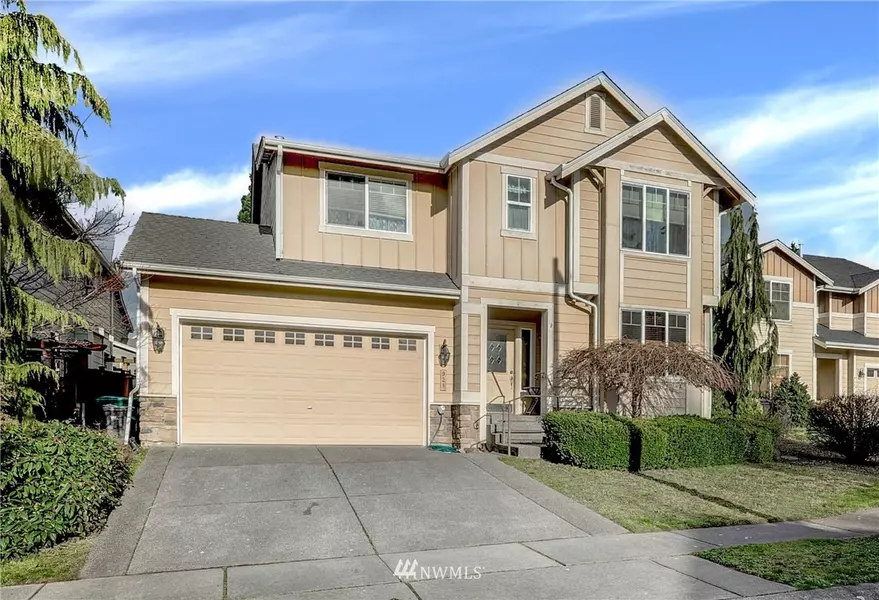 921 203rd ST SW, Lynnwood, WA 98036