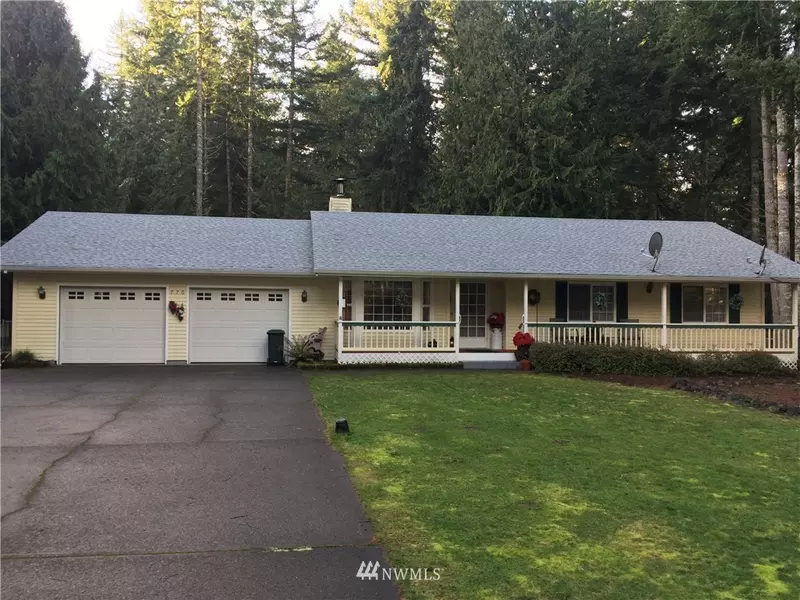 220 Country Estates DR W, Rainier, WA 98576