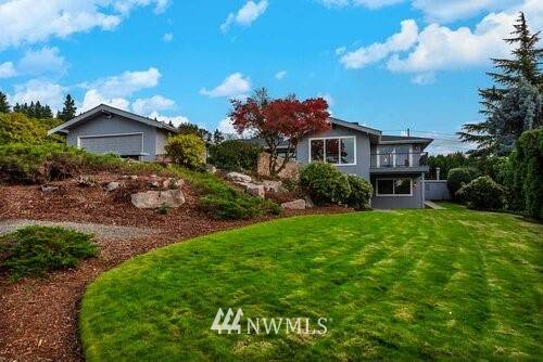 8807 NE 25th PL, Bellevue, WA 98004