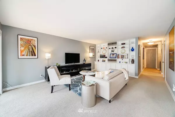 Seattle, WA 98112,2501 Canterbury LN E #316