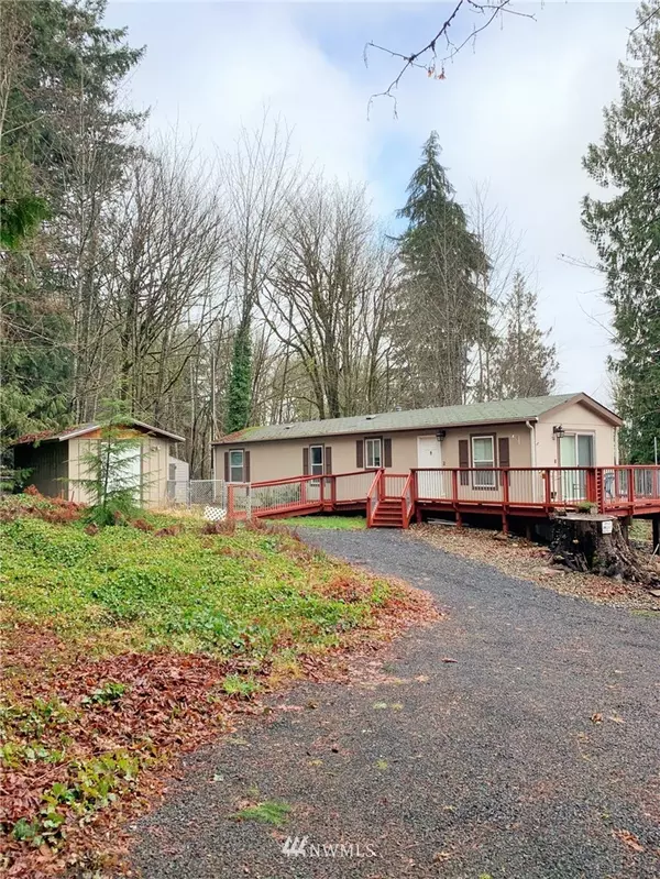 70 E Wood LN, Shelton, WA 98584