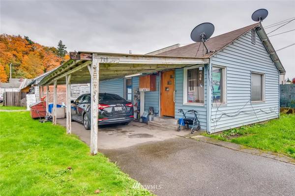 738 S Bridges AVE, Kent, WA 98032