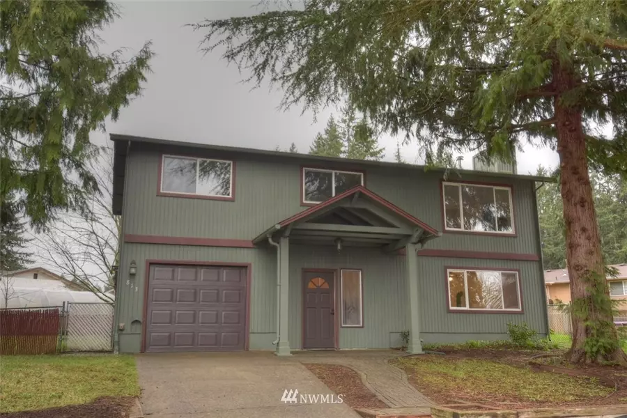 813 Shangrila PL NE, Lacey, WA 98516