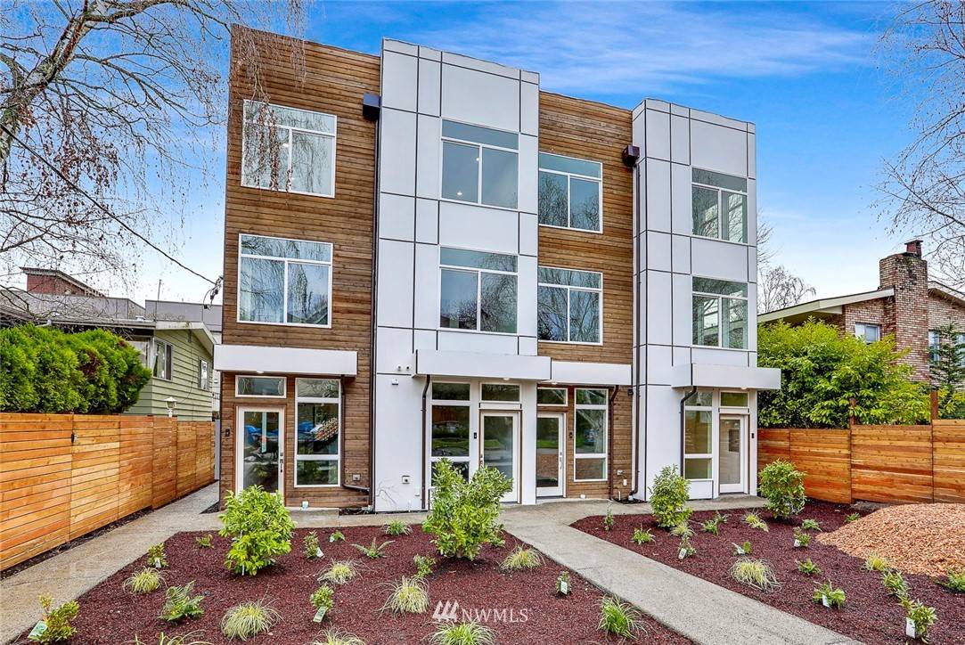 2045 C NW 63rd ST, Seattle, WA 98107