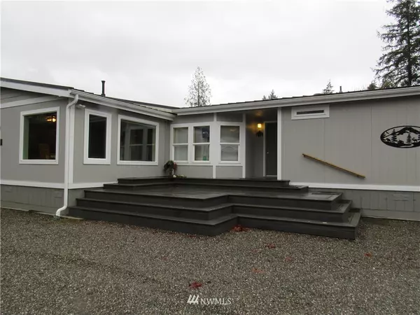 32392 S Lyman Ferry RD, Sedro Woolley, WA 98284