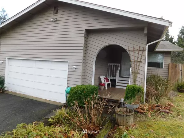 Port Orchard, WA 98366,7270 E Manchester CT