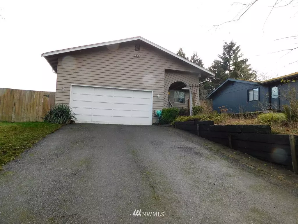 Port Orchard, WA 98366,7270 E Manchester CT